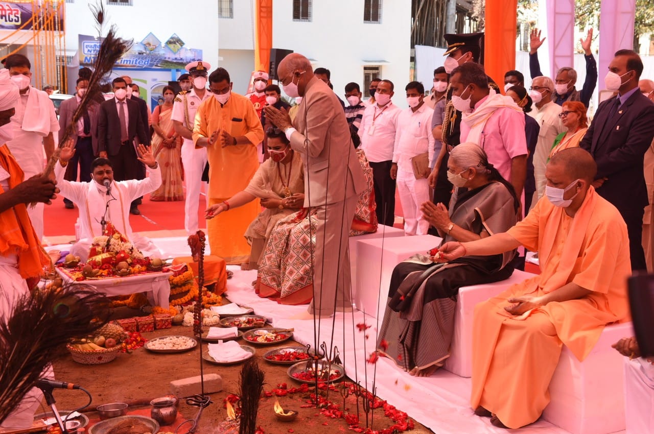 President emphasizes on rural development in Sonbhadra