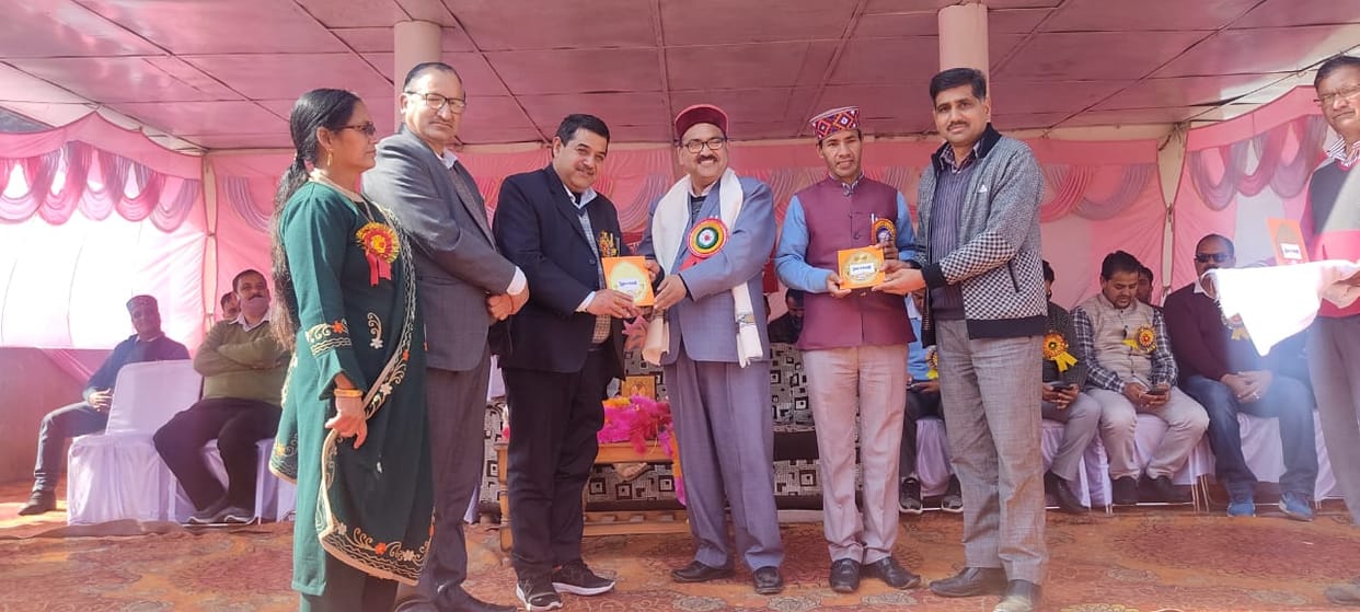 smc awarded for her good work in aani