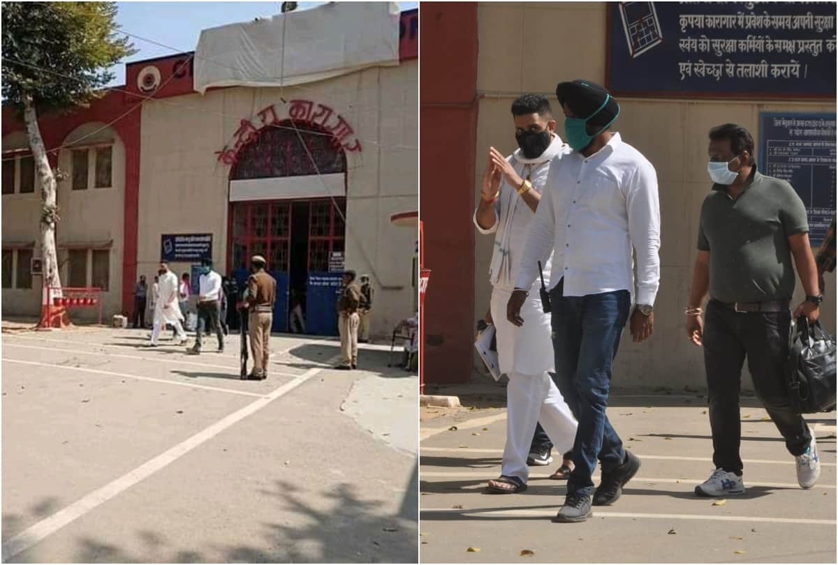 actress yami gautam Spotted outside the central jail agra during film shoots
