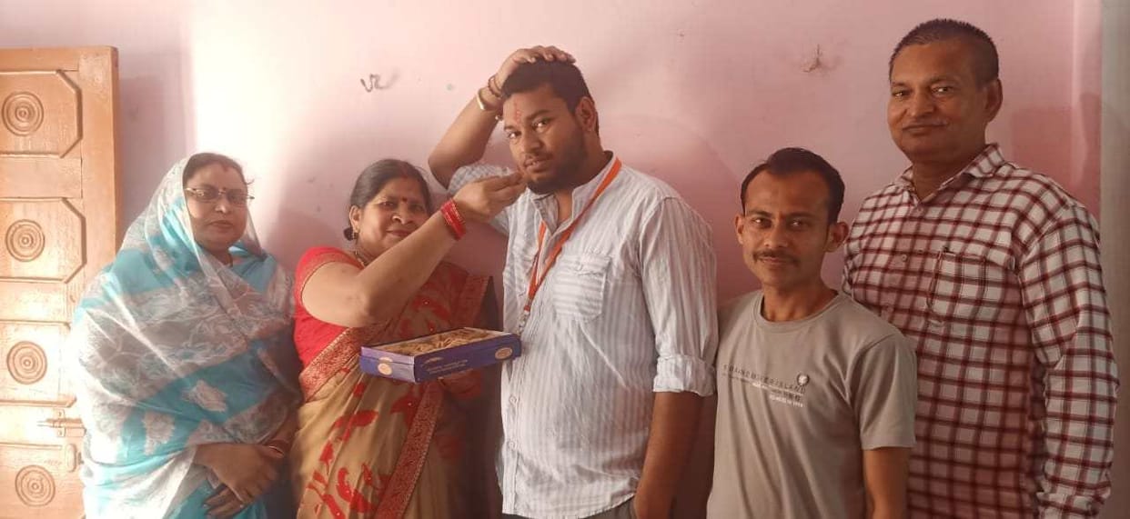 manish got gold medal