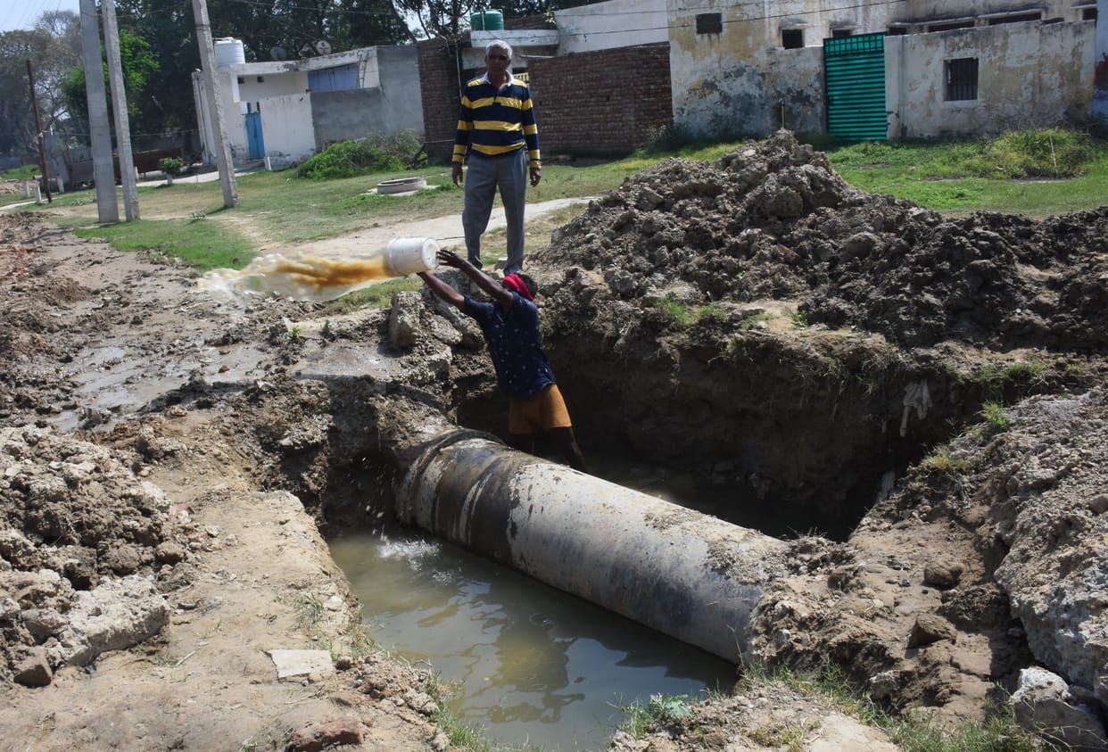 water supply, two pipe line, likej