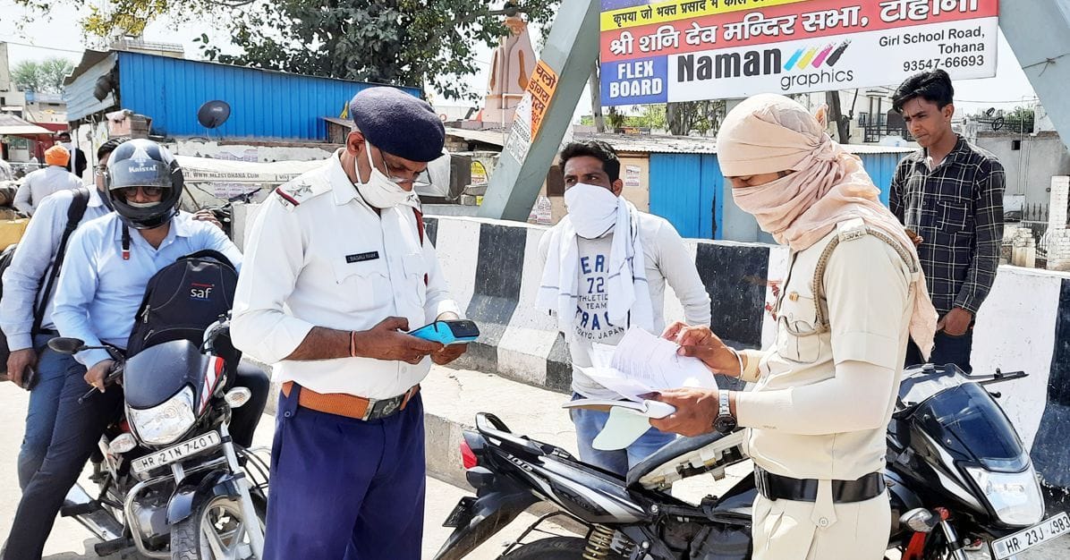 Police again strict about the use of masks, invoices being cut