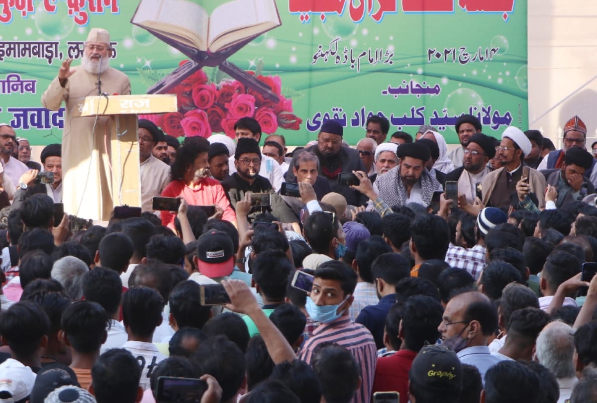 Shia and Sunni ulama declare, Wasim Rizvi not Muslim, cannot be buried in cemetery, family also broke relationship
