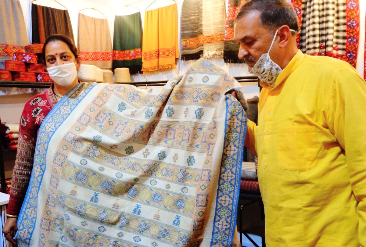 Himachal News: Organic shawl costs 1.5 lakh rupee in Mandi Himachal Pradesh