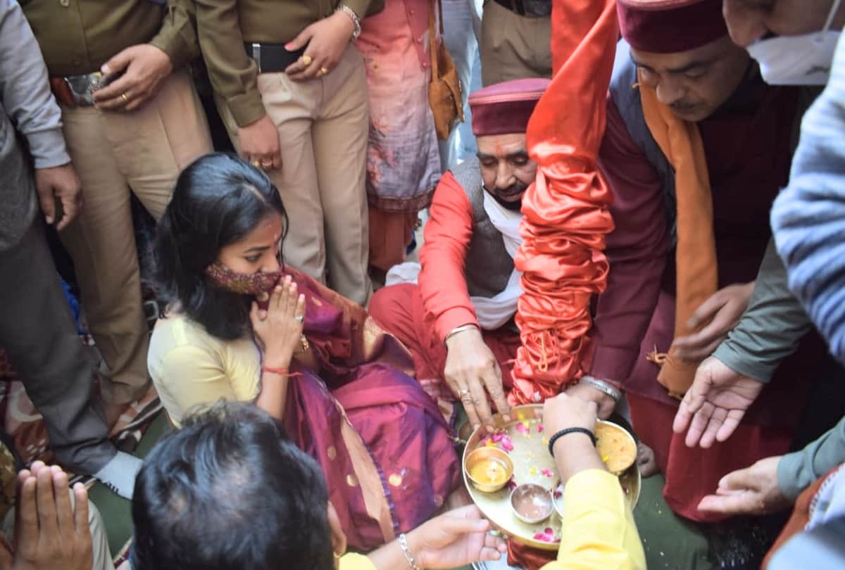 Chaitra fair started in baba balak nath temple Deothsidh Hamirpur Himachal Pradesh