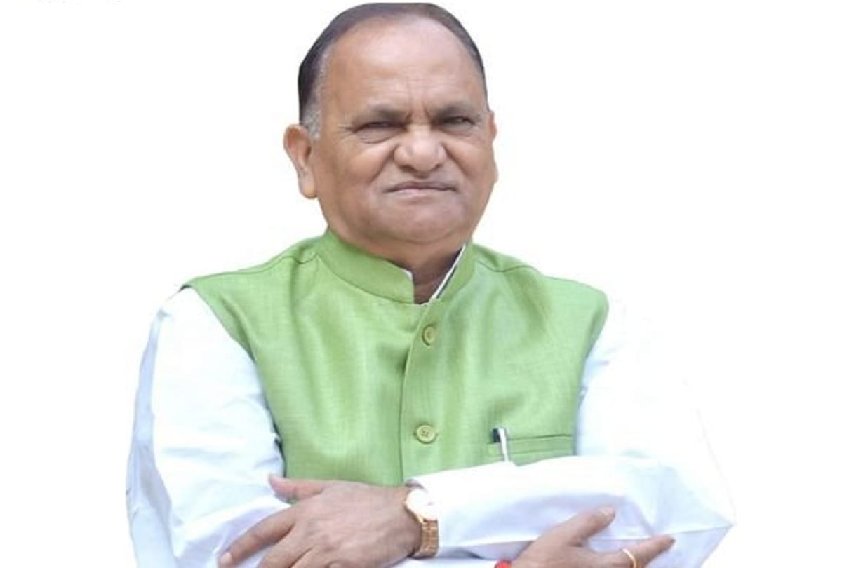 BJP MLA CP Singh controversial comments on rahul gandhi