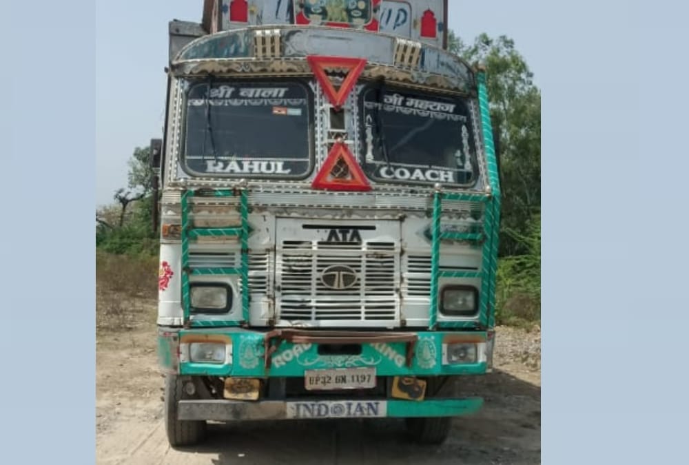 Two died in an accident in Raebareli on lucknow sultanpur road.