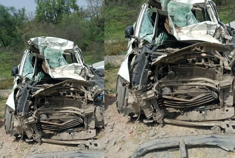 Two died in an accident in Raebareli on lucknow sultanpur road.