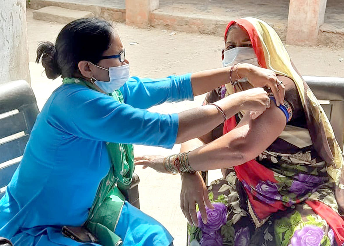 4500 people get corona vaccine in palwal