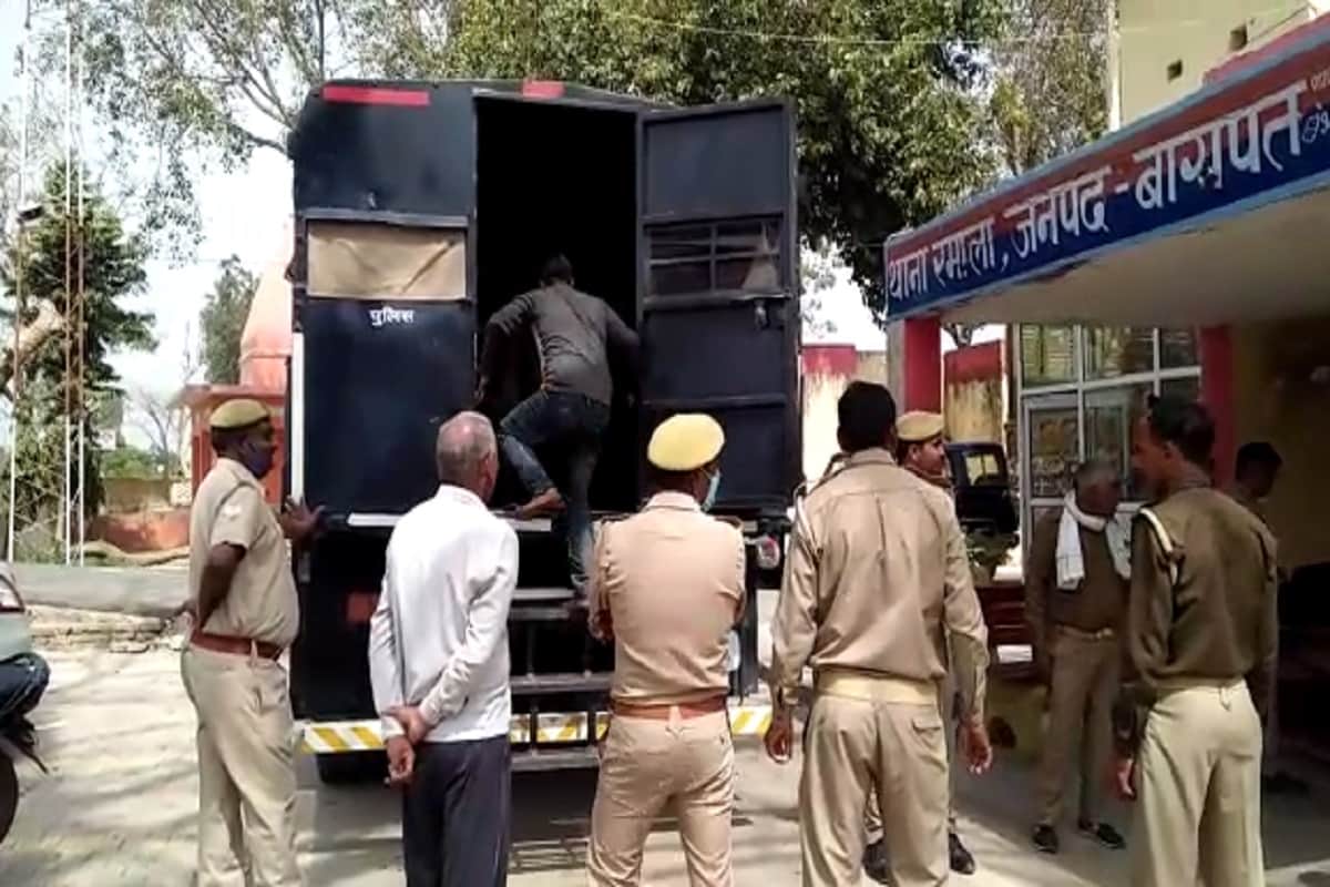 UP News: 40 accused arrested in hens and cocks fight case in baghpat
