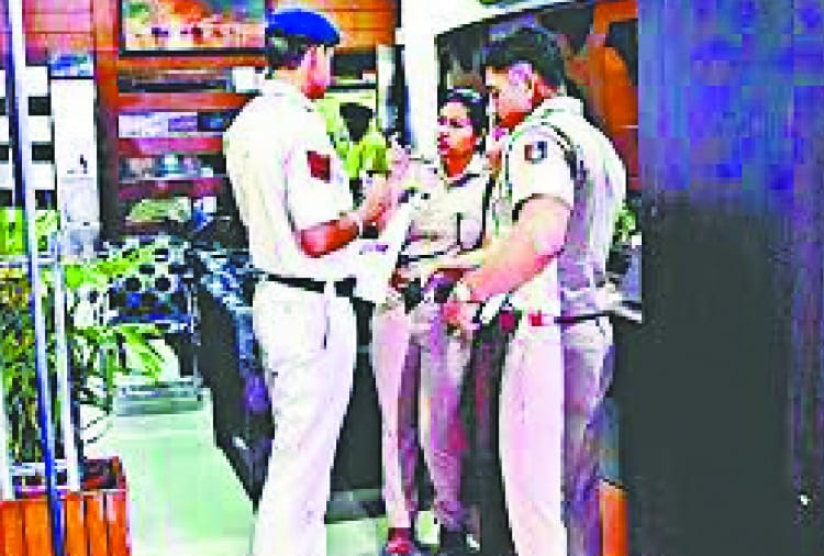 Chandigarh police does not succeeded in solving diva diamond jewellery loot case