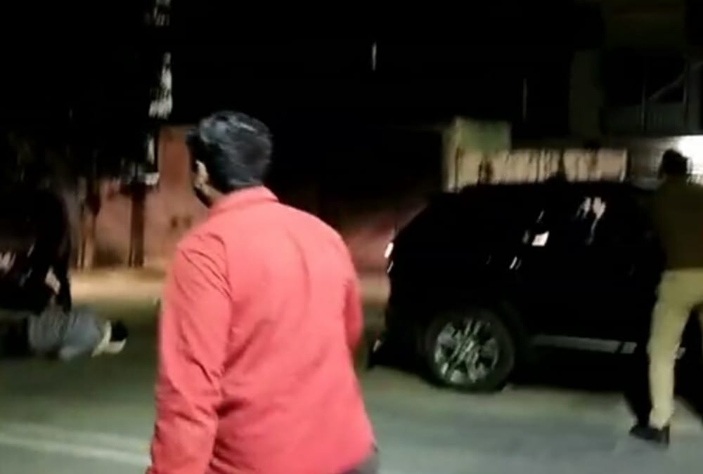 Firing near DGP office in Lucknow.