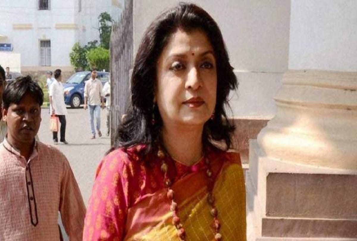 West Bengal Assembly Election 2021 Trinamool Congress MLA Debasree Roy resigns from the party
