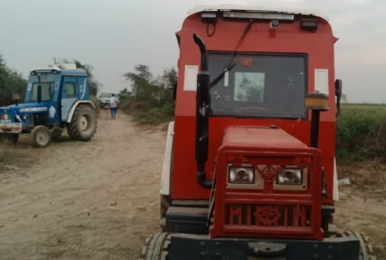 Haryana : Farmers of Khurampur village use bulletproof tractor for farming