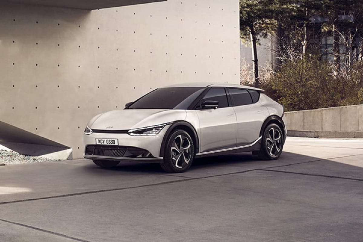 Kia EV6 all-electric SUV world premiere on March 30 electric car kia ev 6 launch date in india kia ev6 specifications kia ev6 features kia ev 6 range electric vehicles