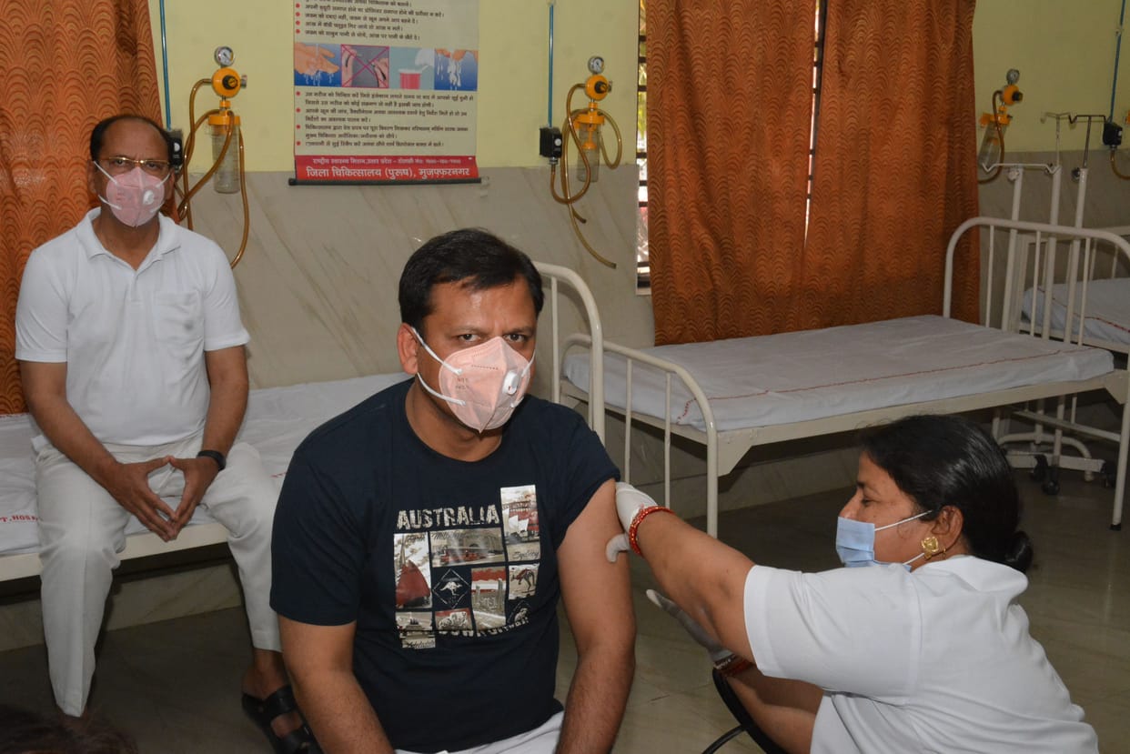 4295 people were vaccinated in the district