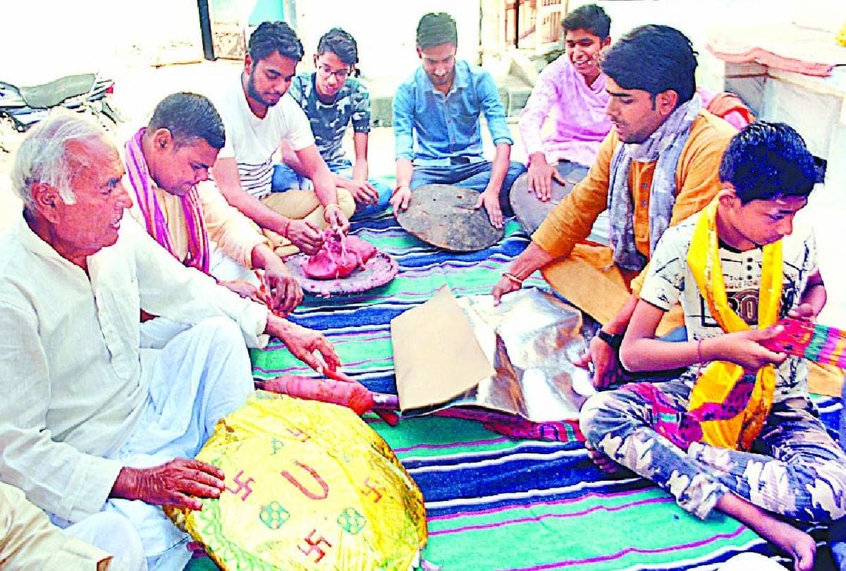 lathamar holi 2020 preparations in nandgaon barsana