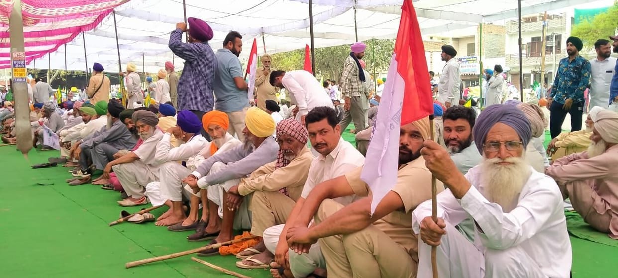 sanyukt Kisan Morcha Mahapanchayat held in Jakhal Grain Market