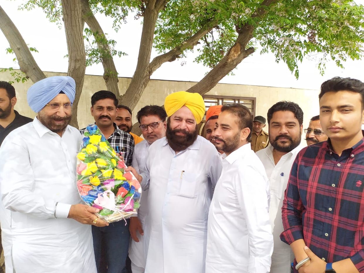 Badal family looted cult : Jail Minister, Jalalabad, Firozpur