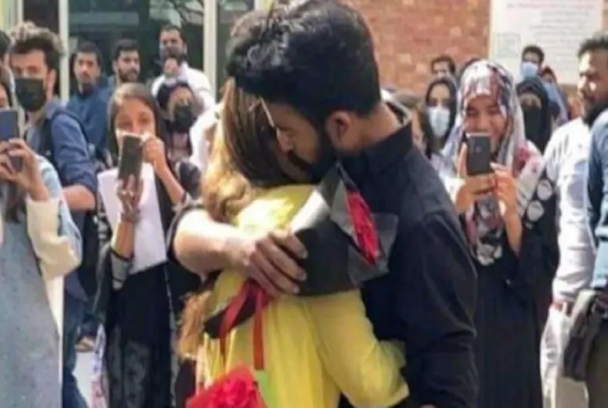 Pakistan After getting love proposal from a girl boy hugged her in university campus, got expelled