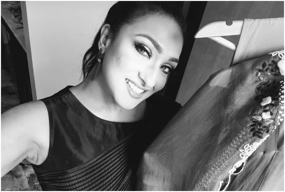 Actress Rituparna Sengupta Tests Positive For Covid 19, Under Isolation In Singapore