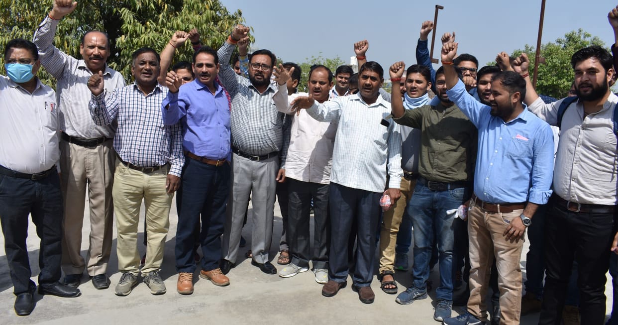 affected,bank strike,fathepur news,two billion,transactions