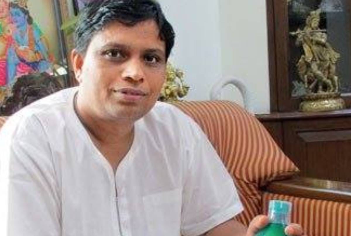 acharya balkrishna lifestyle car collection and net worth