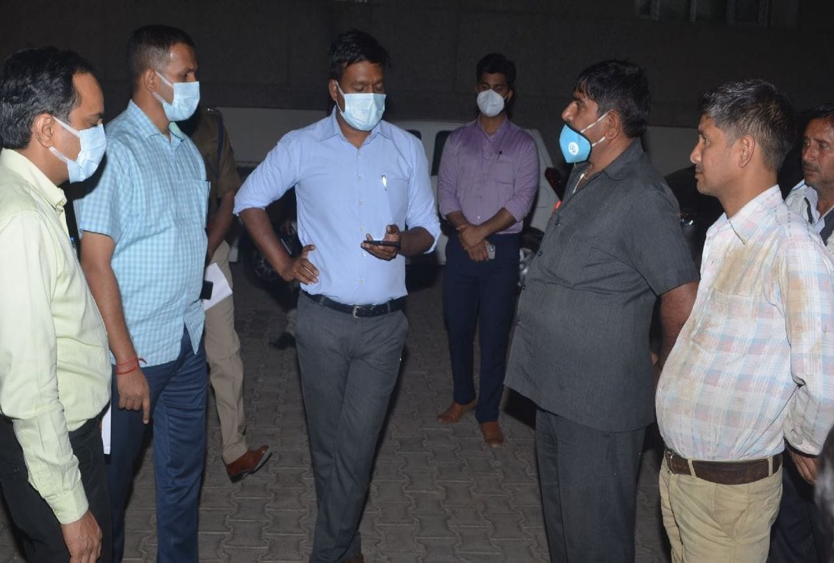 five died in toilet pit experts said to police