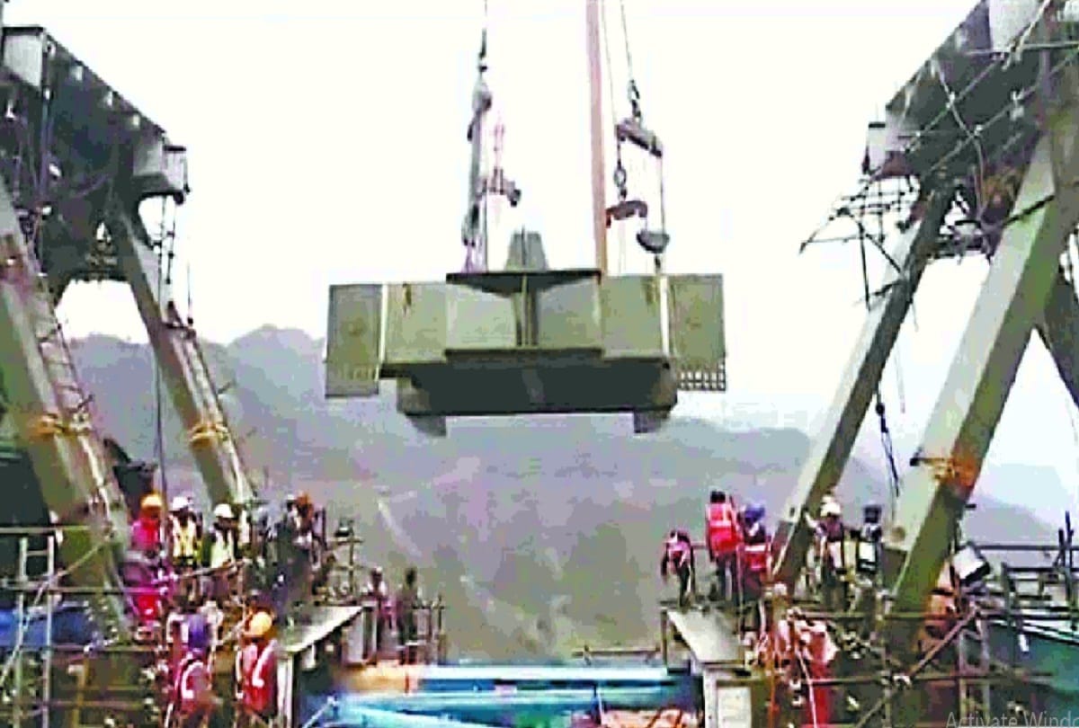 world tallest rail bridge Chenab lower arch connected successfully