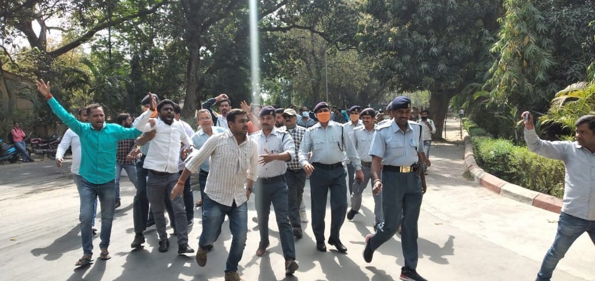BHU students protest against of proposal make Nita Ambani as visiting professor