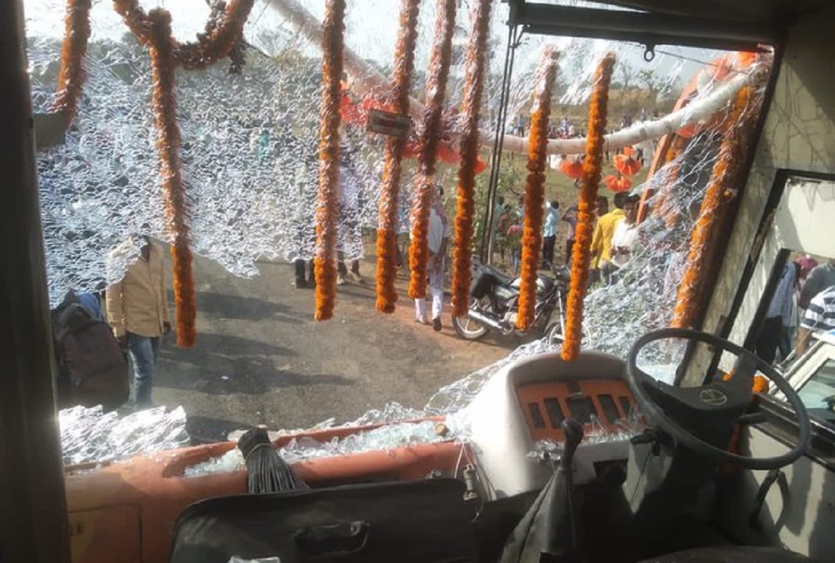 West Bengal BJP rath yatra bus vandalised in purulia after abhishek banerjeerally