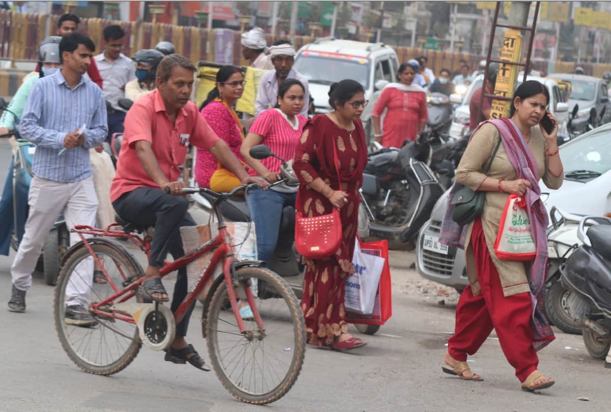 people forgot corona guidelines in gorakhpur