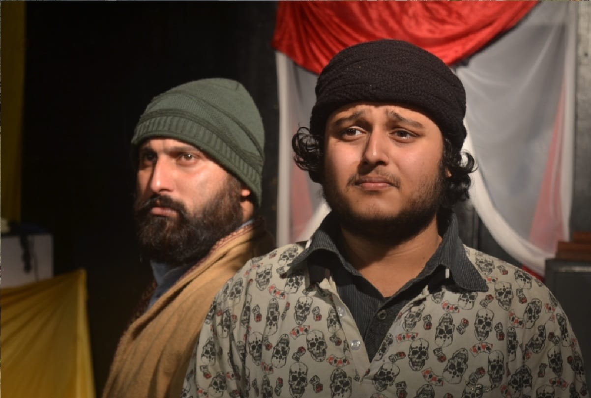 Drama aadhi raat ke baad in jammu kashmir