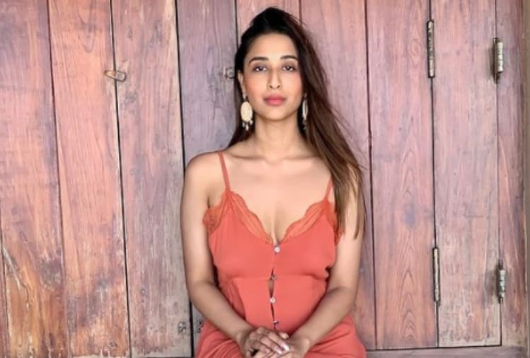kasautii zindagii kay 2 fame actress ariah agarwal tests positive for covid 19