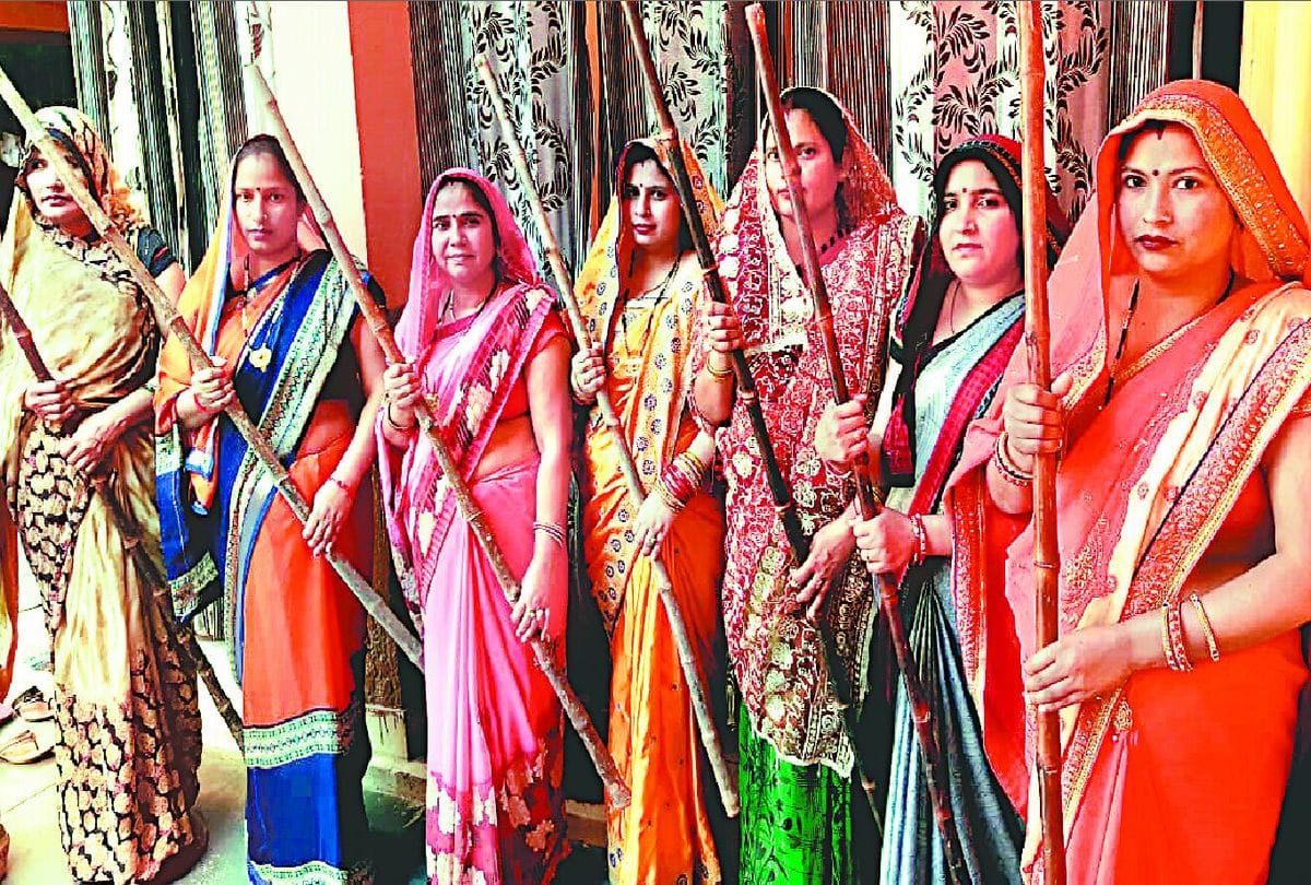 Holi Celebration In Mainpuri Chobiyana Know History