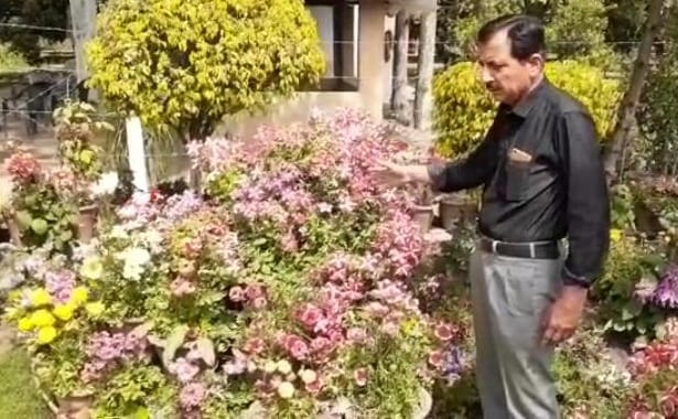 Maroof offered to send flowers for decoration of Badrinath Dham