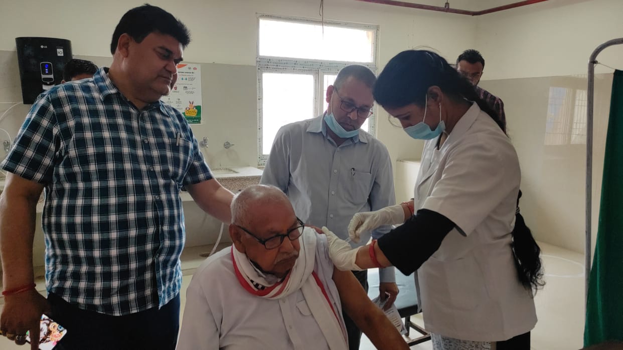 vaccination of 939 people