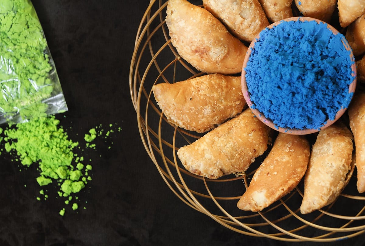 holi 2021 mawa gujiya recipe You can make mewa Gujiya at home