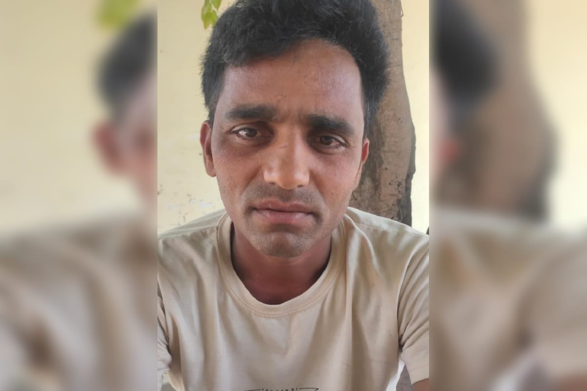 Uttar Pradesh News: The primary school has been closed for two and a half months in a village in Shamli
