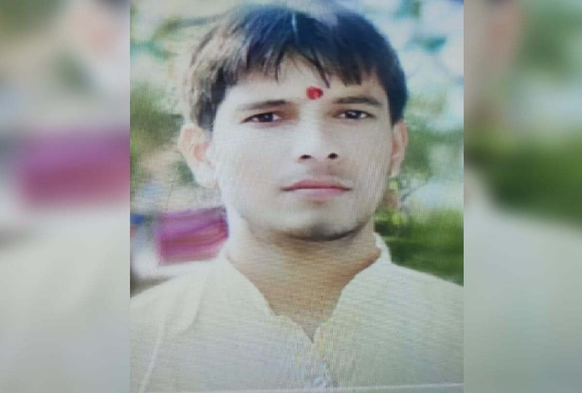 Five Death In Fatehabad Three Of One Family Inside Story Agra News