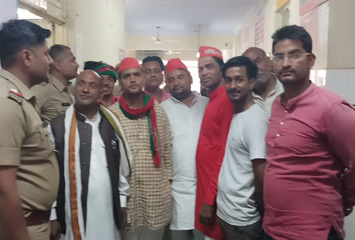 12 activists including SP district president arrested