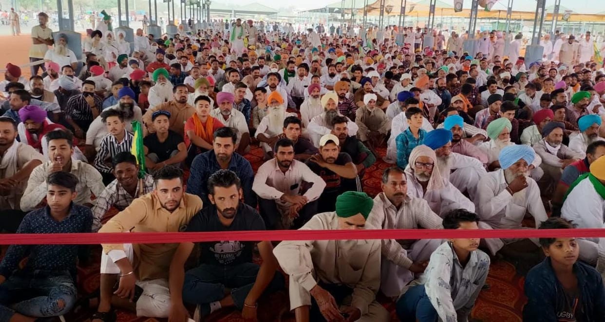 Farmer leaders in Maha Panchayat said, Punjabis know how to take away their rights