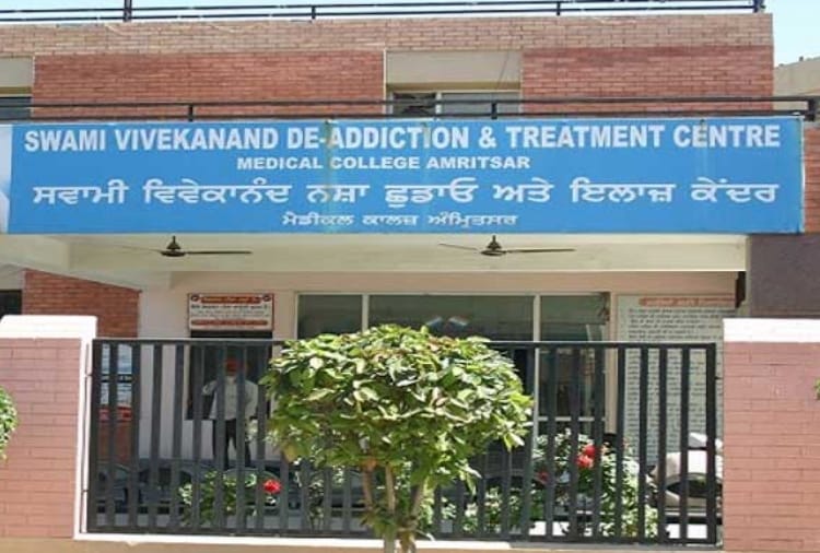 Punjab : 20 Medical students tested corona positive after returning from Jaipur