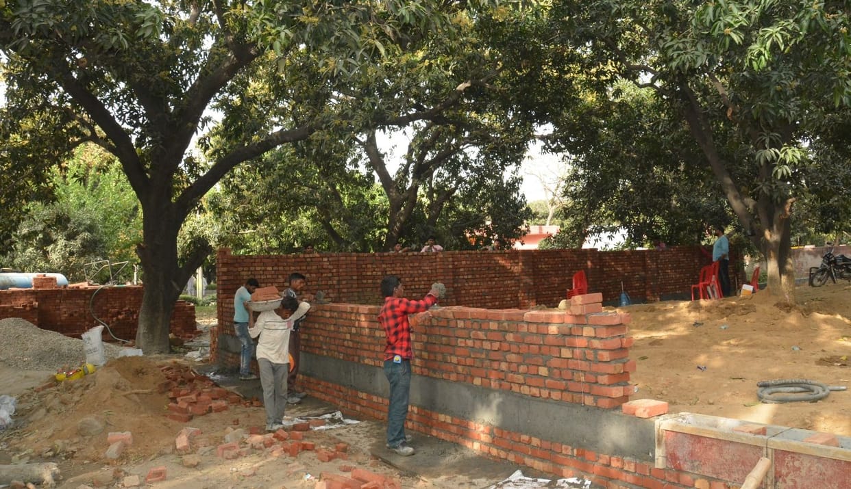 Construction work started again between protest