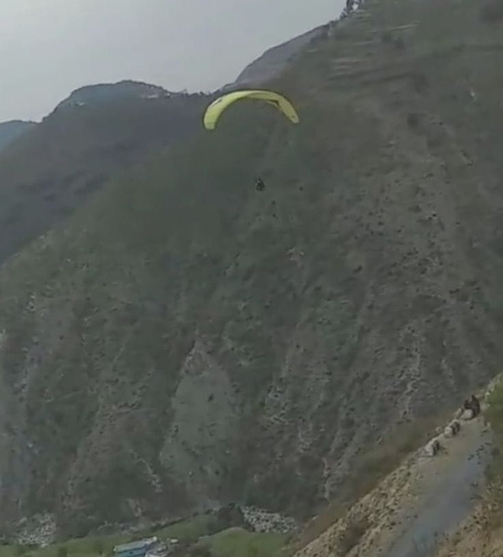 illigal paragliding in Khaddi