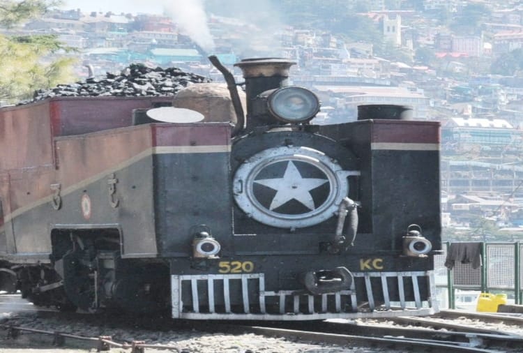 Kalka-Shimla toy train will run at speed of 30 km on narrow gauge track