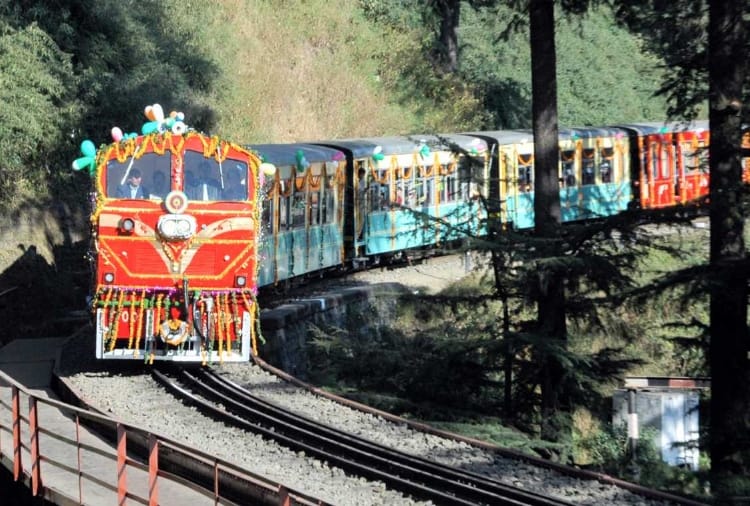 Kalka-Shimla toy train will run at speed of 30 km on narrow gauge track