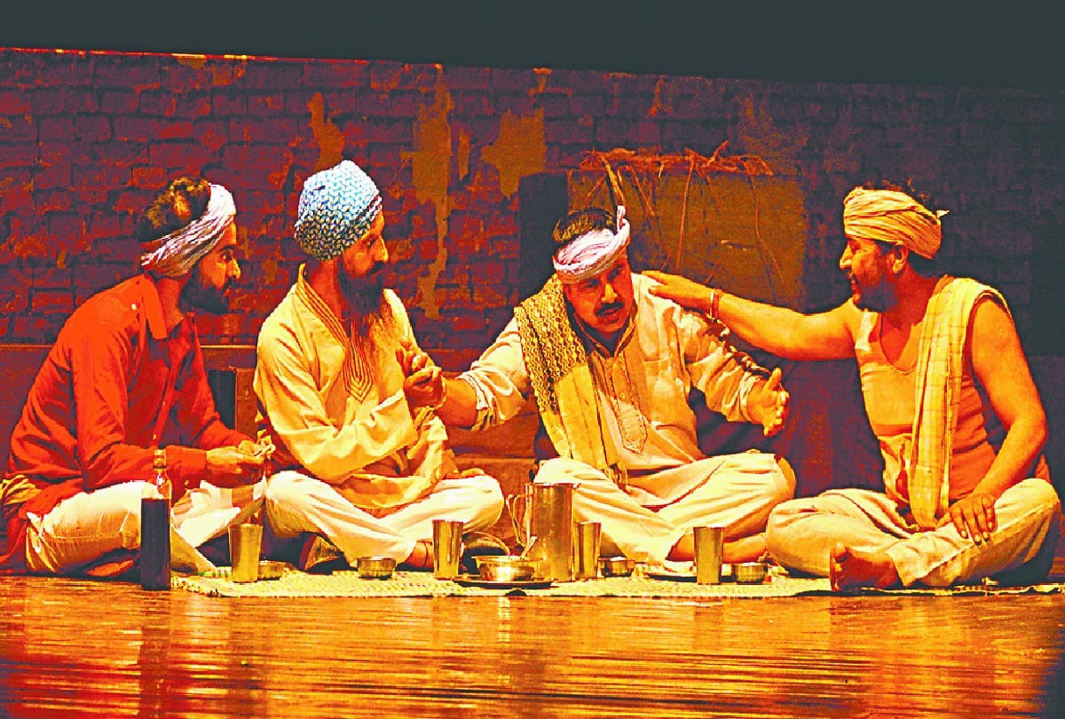 Jammu-Kashmir: Loha Katta drama staged at Abhinav Theater