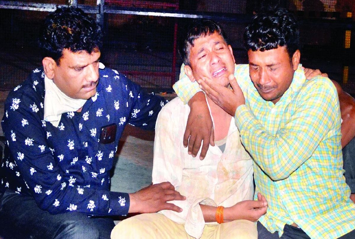 Five Death In Fatehabad Three Of One Family Inside Story Agra News