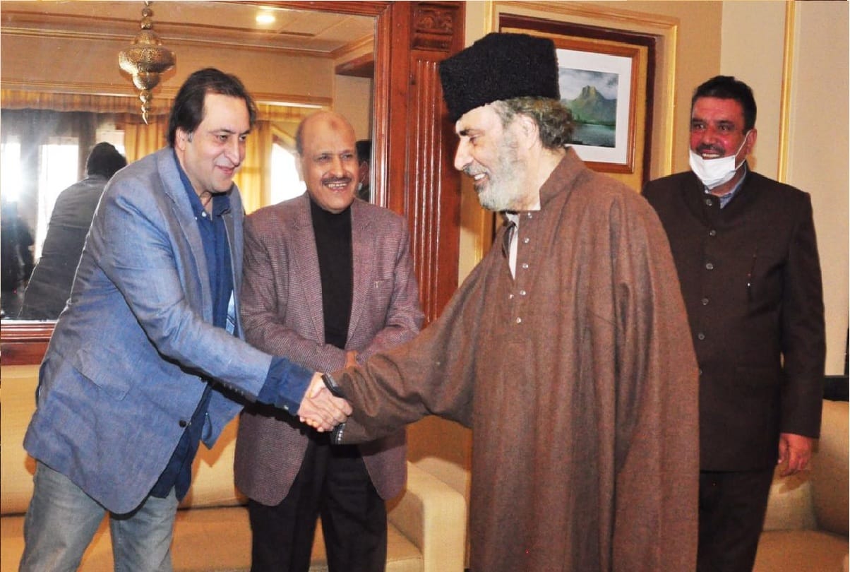 Former Deputy Chief Minister of Jammu and Kashmir Muzaffar Hussain Baig join Peoples Conference